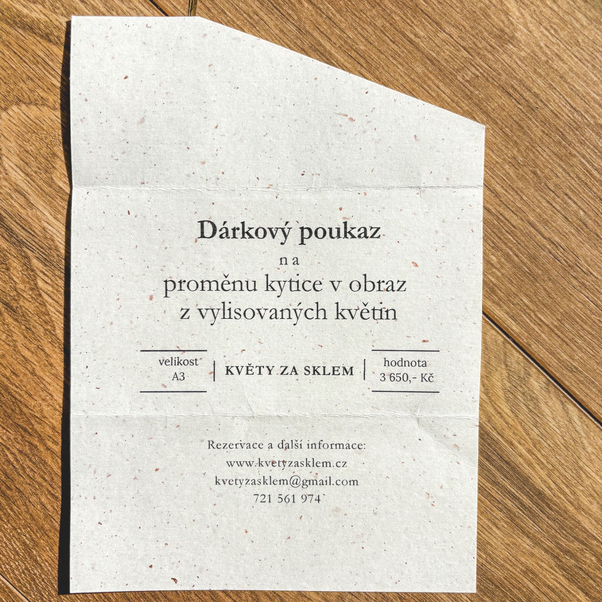 Dárkový poukaz na lisování kytice